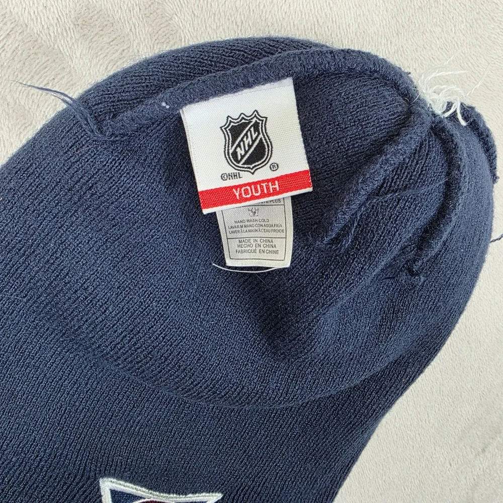 Colorado Avalanche Beanie Hat Youth Large Blue Red Knit Cuff Pom NHL Hockey Warm